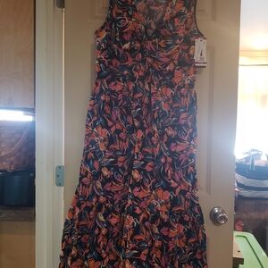 Floral Sleeveless Maxi Dress